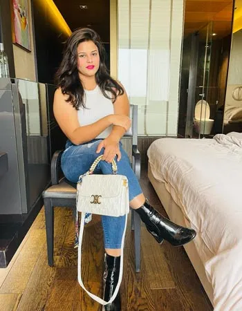 Gorgeous Kota Call Girl